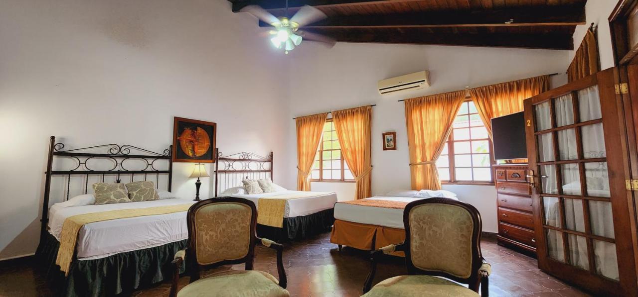 Camilas Hotel San Pedro Sula Eksteriør billede
