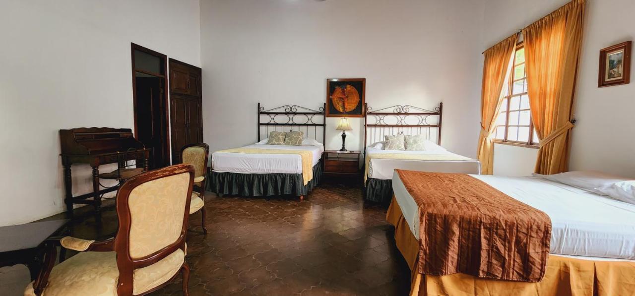 Camilas Hotel San Pedro Sula Eksteriør billede