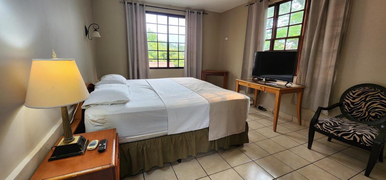 Camilas Hotel San Pedro Sula Eksteriør billede
