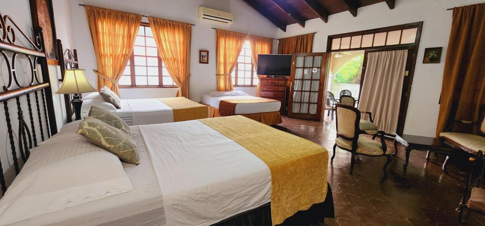 Camilas Hotel San Pedro Sula Eksteriør billede