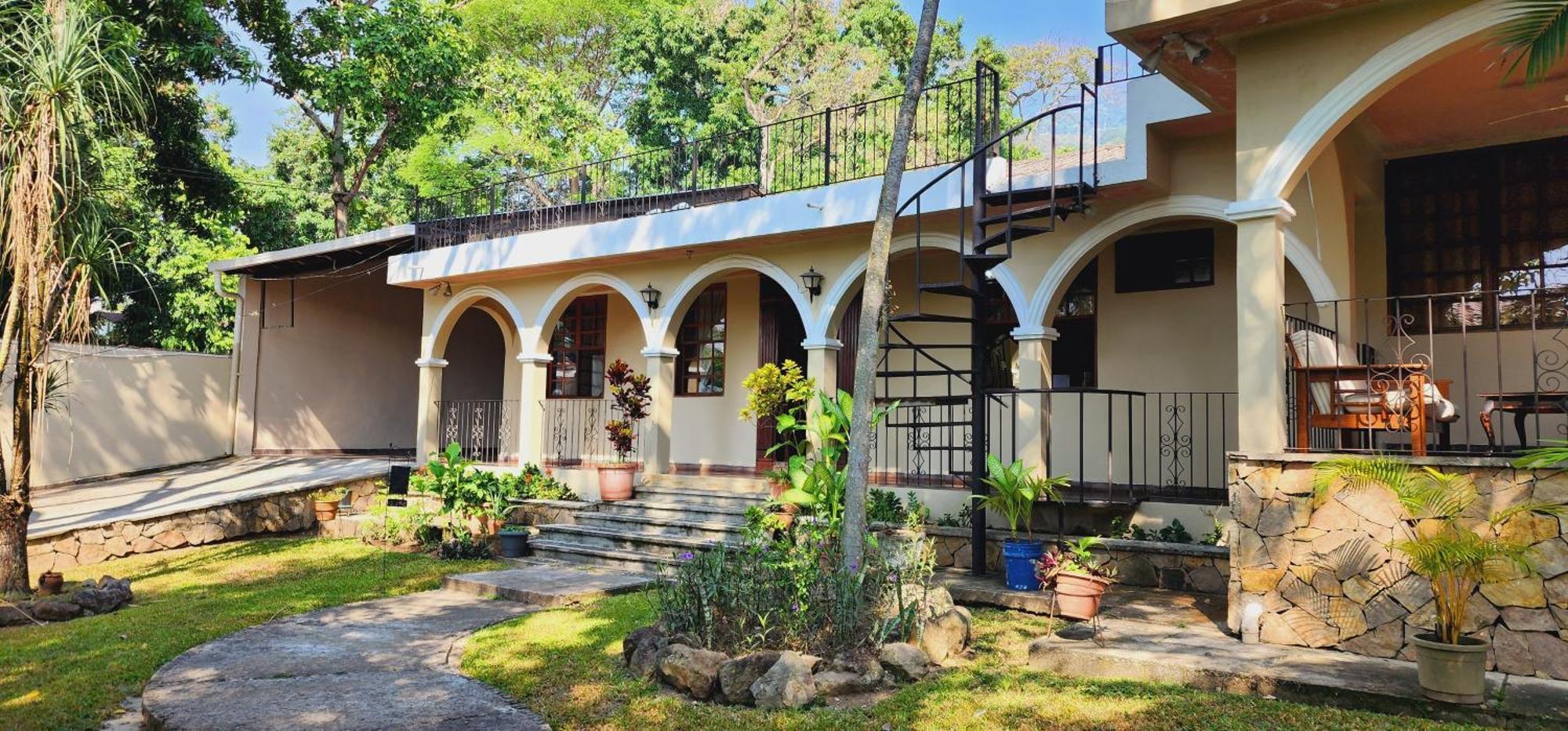 Camilas Hotel San Pedro Sula Eksteriør billede